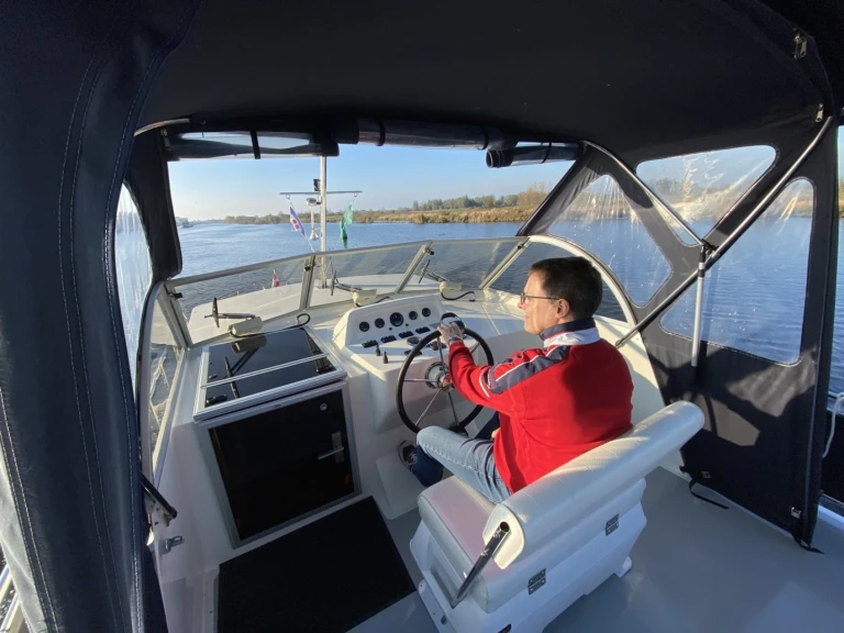 Alquiler de embarcaciones  Succes 106 AC enAkkrum en Samboat