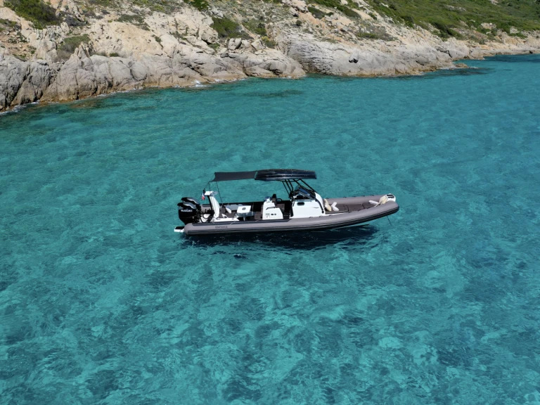 Alquiler de barcos Cannes barato de Eagle 10