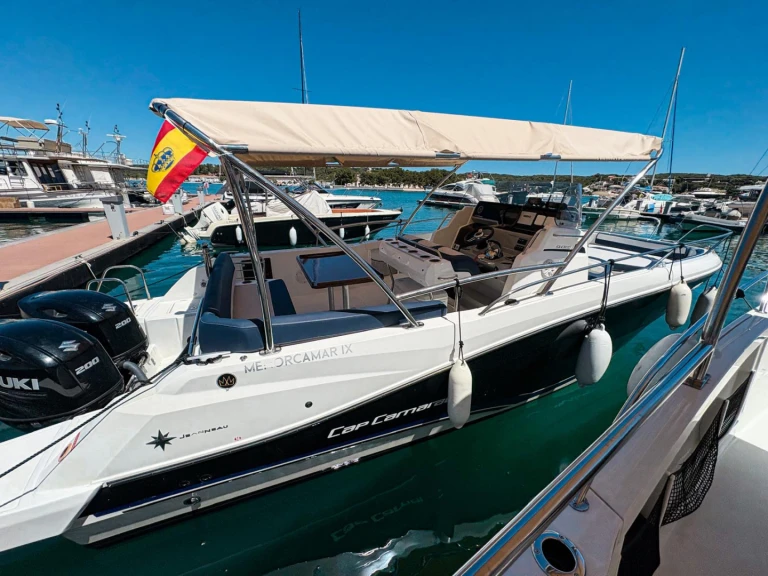 Alquiler de embarcaciones Jeanneau Cap Camarat 9.0 CC enMahón en Samboat