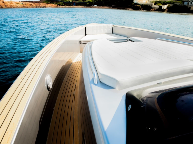 Alquiler de Barco de motor, con o sin patrón Pardo Yachts Cannes