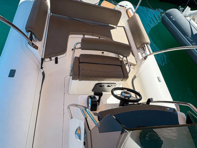 Alquiler de embarcaciones Bwa Sport 26 GTO enMahón en Samboat