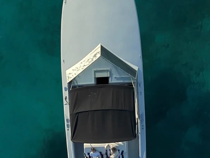 Alquiler de embarcaciones Tornado Tornado 38 Flush Deck enHvar en Samboat
