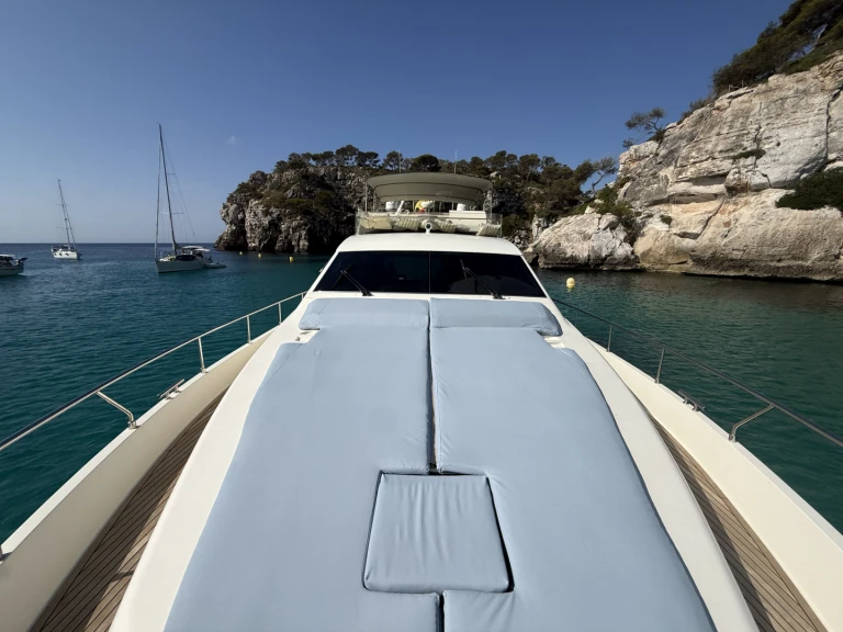 Alquiler de barcos Marbella barato de 68 aniversary