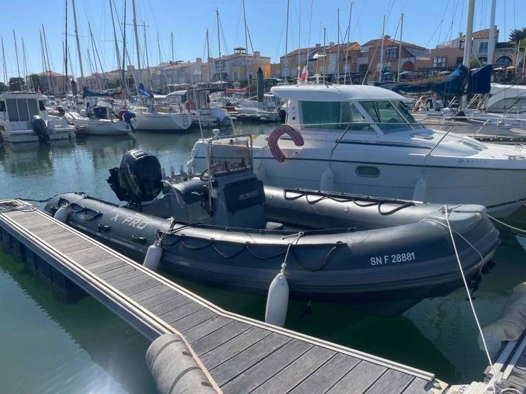Alquiler de embarcaciones 3D Tender 3D Tender 589 enLes Sables-d'Olonne en Samboat