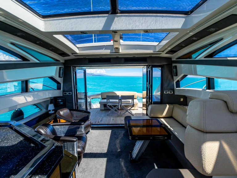 Yate de lujo para alquilar Saint-Tropez al mejor precio
