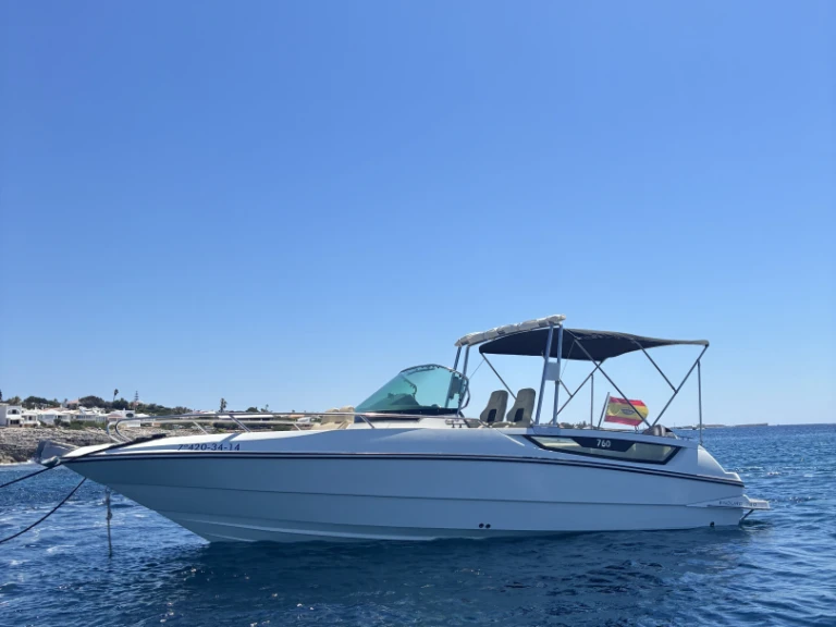 Alquiler de embarcaciones Monterey 264 fs enMahón en Samboat
