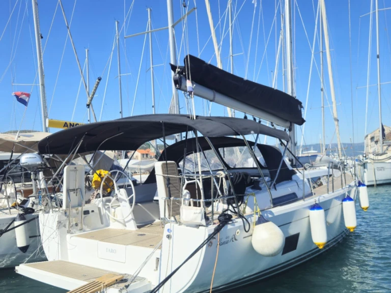 Alquiler Velero en Trogir - Hanse Hanse 418