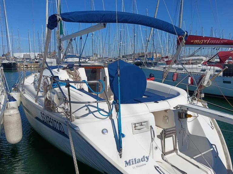 Velero para alquilar Genova al mejor precio