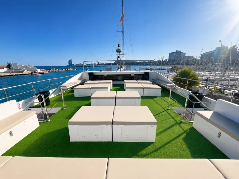 Alquiler Catamarán en Port Olímpic de Barcelona - Drassanes Dalmau Cala San Vicente