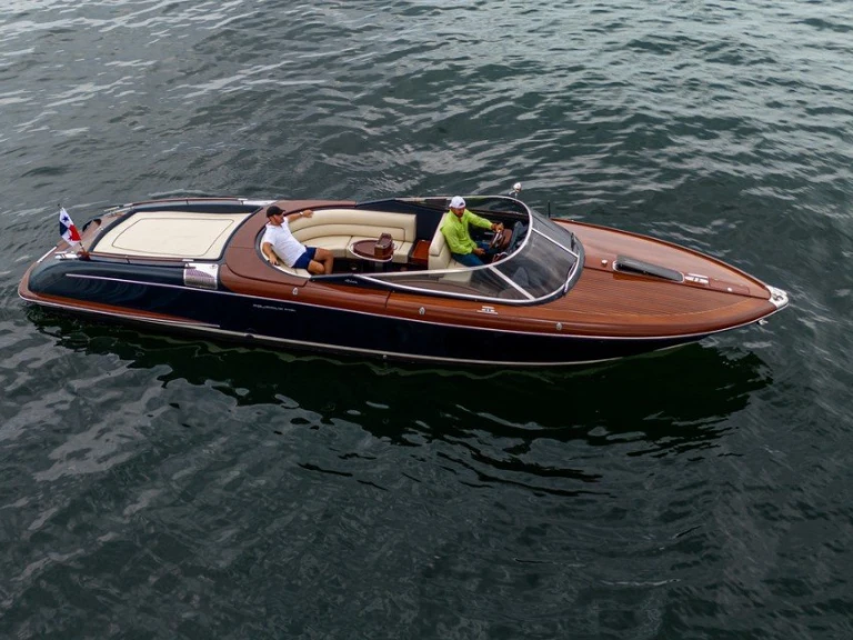 Riviera 33' de alquiler a Panama City Beach