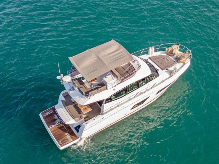 Alquiler de Barco de motor, con o sin patrón Prestige Panama City Beach
