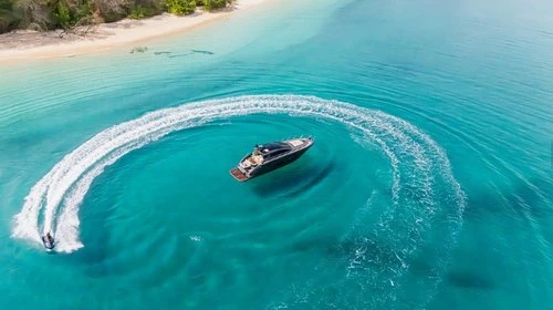 Alquiler Barco de motor Azimut con o sin  título de navegación