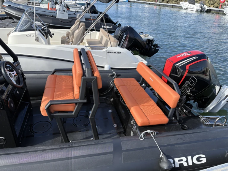 Alquiler de Brig Navigator 22 en Ouistreham