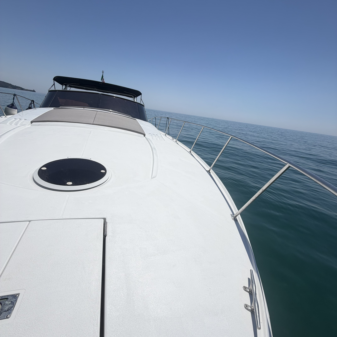 Alquiler de barcos Terracina barato de Carver 440