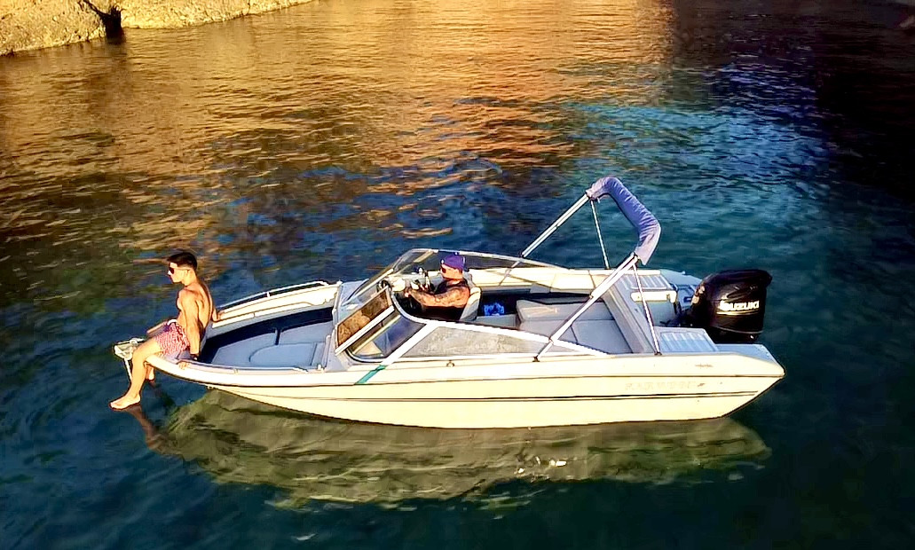 "GOLDEN" | CON LICENCIA | 8 PAX | 140 CV | PADDEL SURF GRATIS