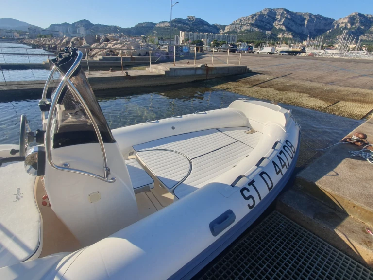 Nuova Jolly King 500 exclusive de alquiler a Marsella