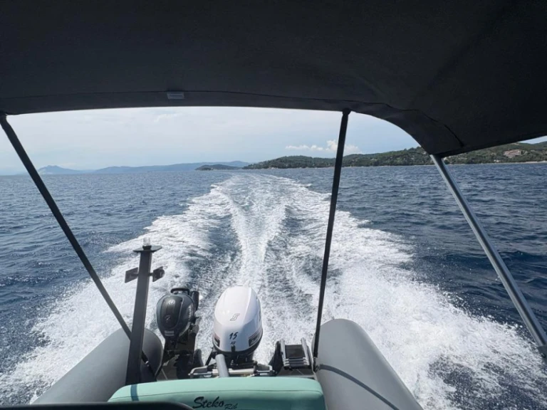 Neumática para alquilar Skiathos al mejor precio