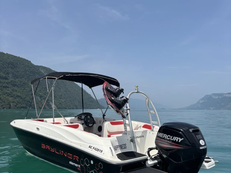 Alquiler Lancha Bayliner con o sin  título de navegación