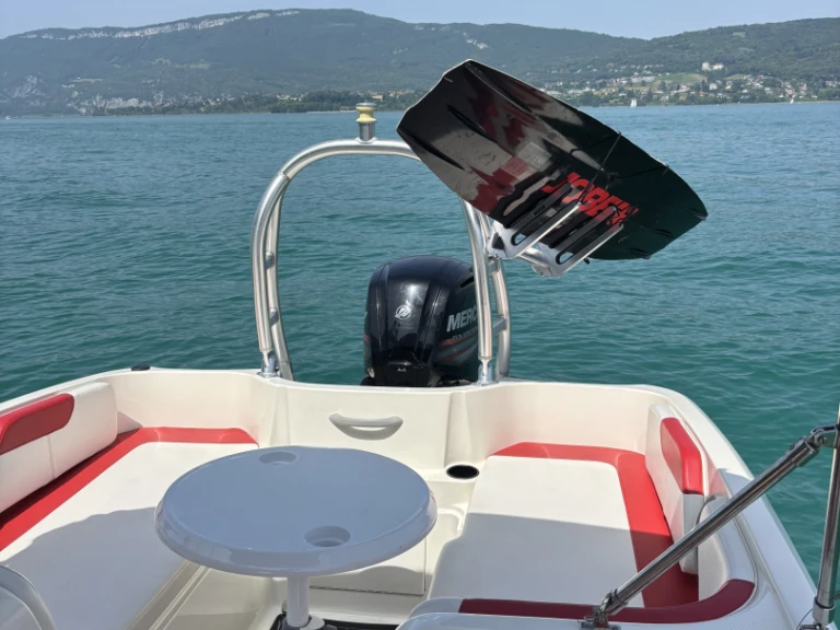 Bayliner Bayliner 180 Element XL de alquiler a Grand Port d'Aix-les-Bains