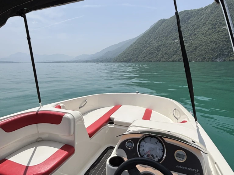 Alquiler Grand Port d'Aix-les-Bains - Bayliner Bayliner 180 Element XL en SamBoat