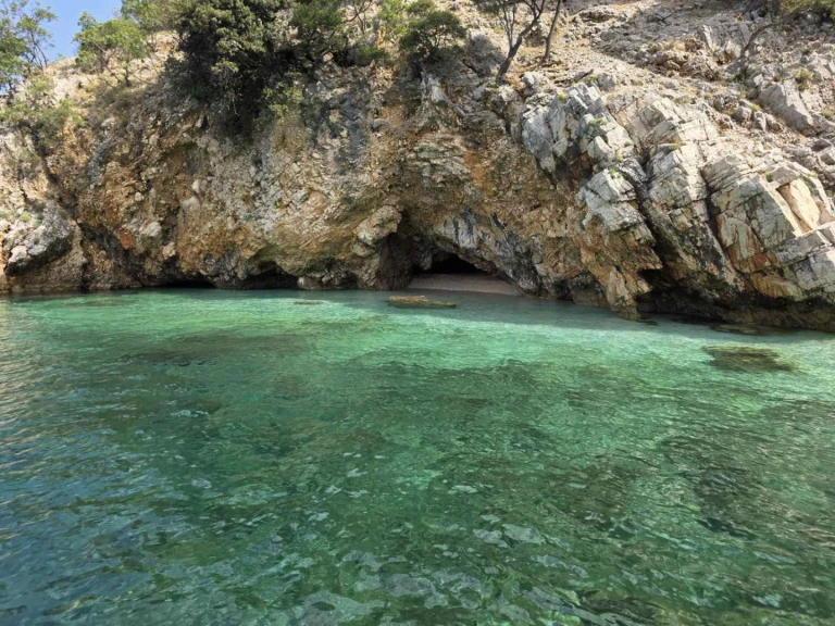 Lancha para alquilar Opatija al mejor precio