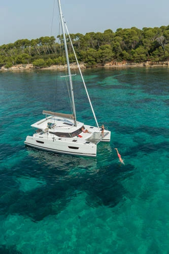 Alquiler de embarcaciones Fountaine Pajot FP40L enCannes en Samboat