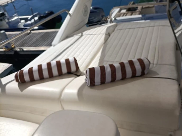 Alquiler de Azimut Azimut 40 en Porto-Vecchio