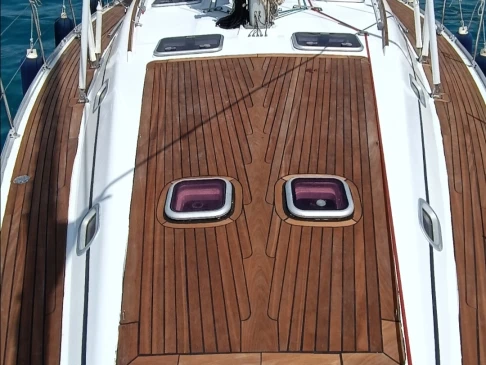 Velero para alquilar Kalamata al mejor precio