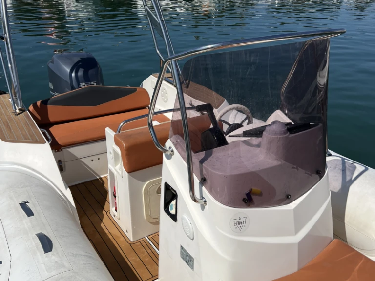 Alquiler Neumática en Marsella - Capelli Tempest 700