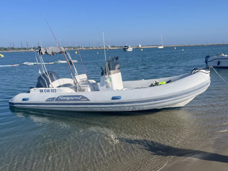 Alquiler de barcos Port-Camargue barato de Tempest 626