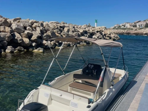 Alquiler de embarcaciones Quicksilver Activ 505 Open enMarsella en Samboat