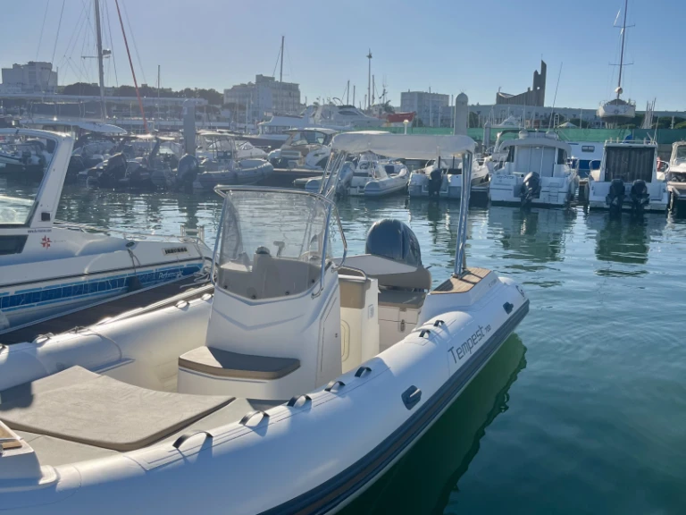 Alquiler Royan - Capelli Tempest 700 Sun en SamBoat