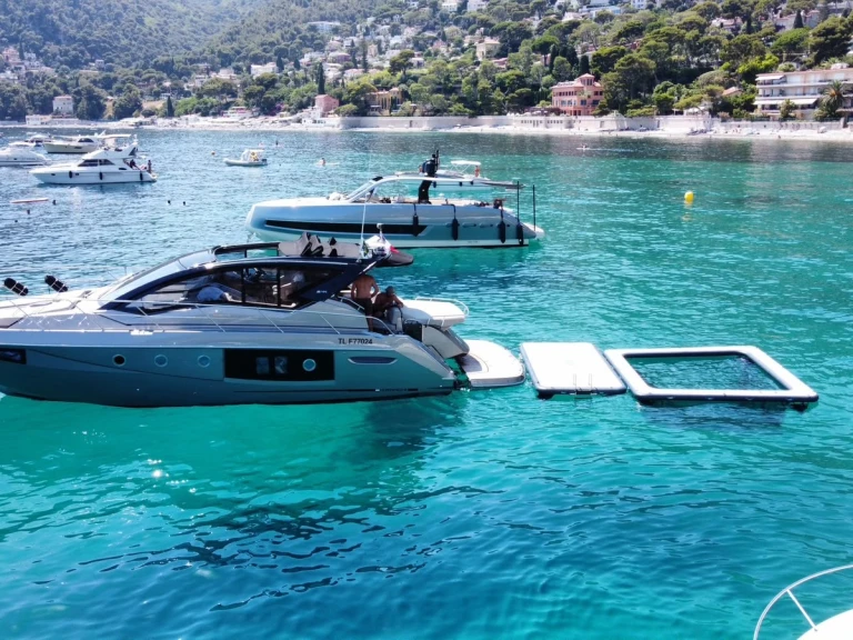 Alquiler Puerto de Nice - Cranchi Cranchi M44 HT en SamBoat