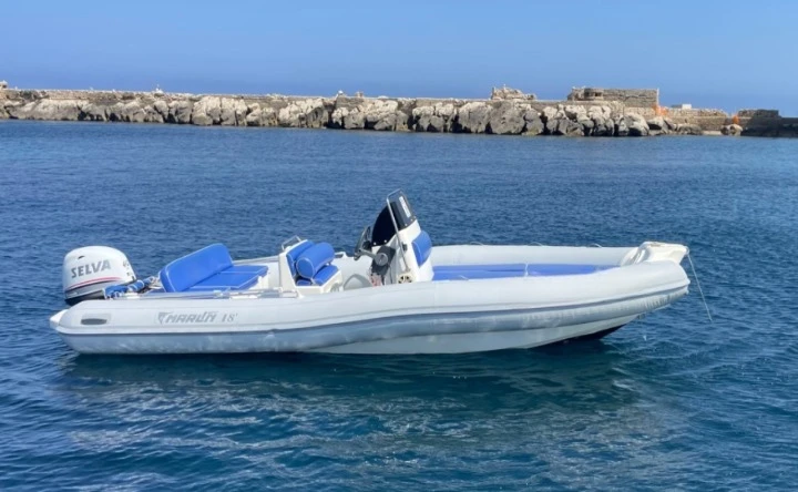 Alquiler Neumática Marlin Boat con o sin  título de navegación