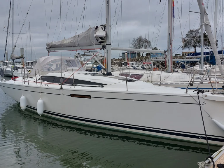 Alquiler de embarcaciones Dehler Dehler 34 enLoctudy en Samboat
