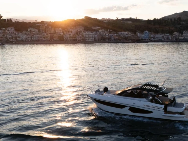 Alquiler Yate de lujo en Giardini-Naxos - FIM REGINA 440