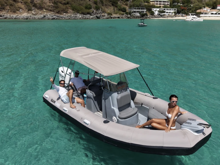 Alquiler de 3D Tender Lux 655 en San Martín