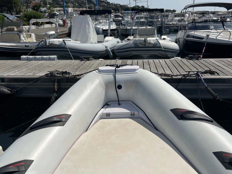 Alquiler de barcos Les Issambres barato de SELVA 6.50