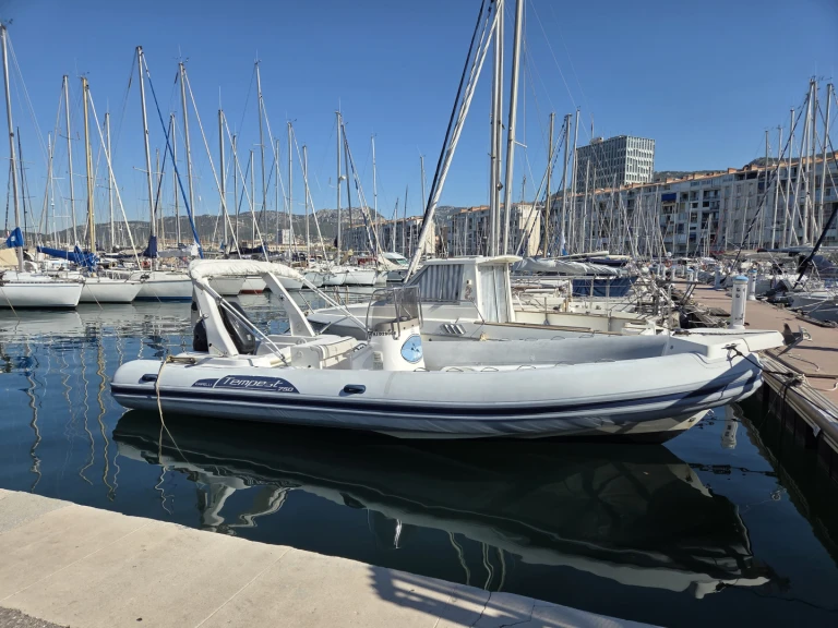 Neumática para alquilar Toulon al mejor precio