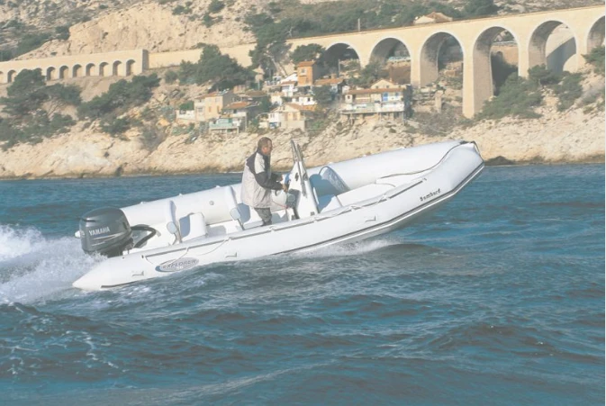 Alquiler Neumática en Le Havre - Bombard 640