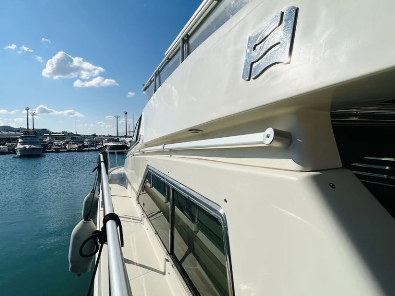 Alquiler Saint-Raphaël - Ferretti Altura 45 Fly en SamBoat