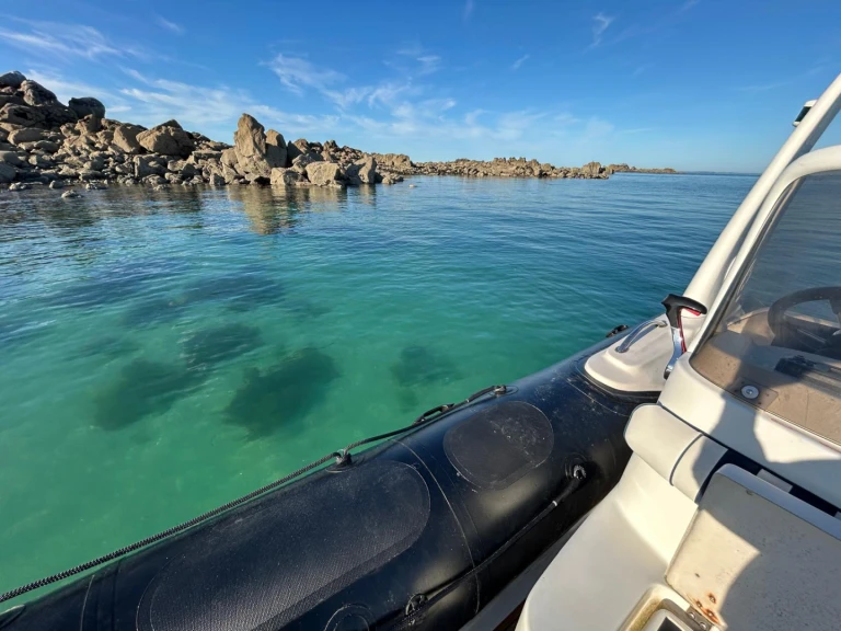 Brunswick-Marine Valiant vanguard 620 de alquiler a Saint-Quay-Portrieux