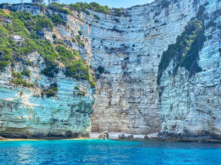 Marinello Eden 590 de alquiler a Gáïos