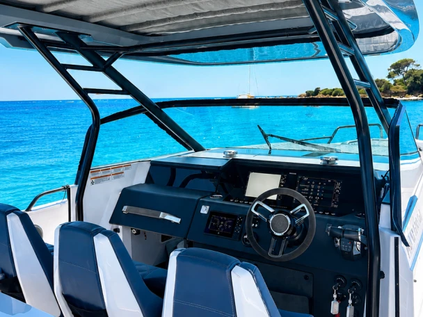 Alquiler de embarcaciones Axopar Axopar 12 enAjaccio en Samboat