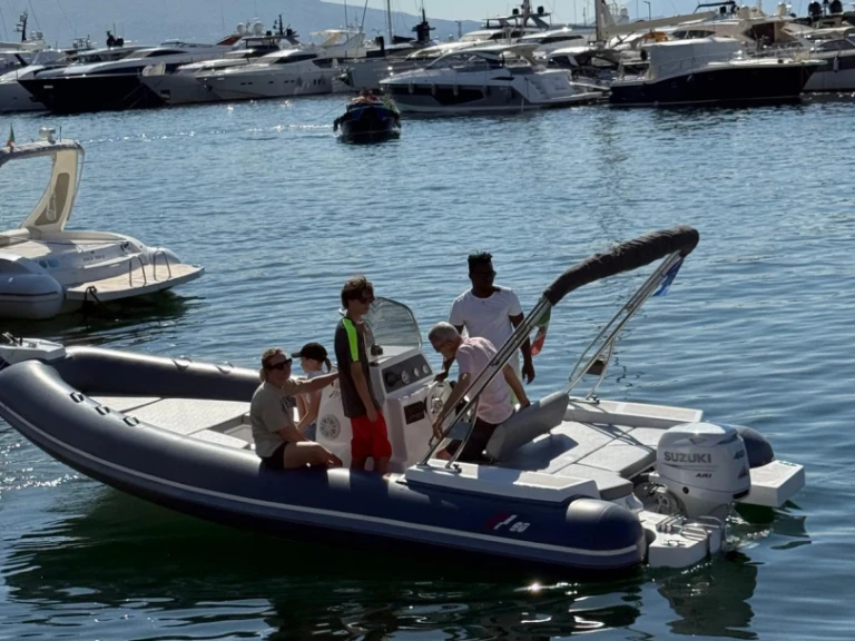 Alquiler Neumática en Porto di Mergellina - Panamera Yacht PY60
