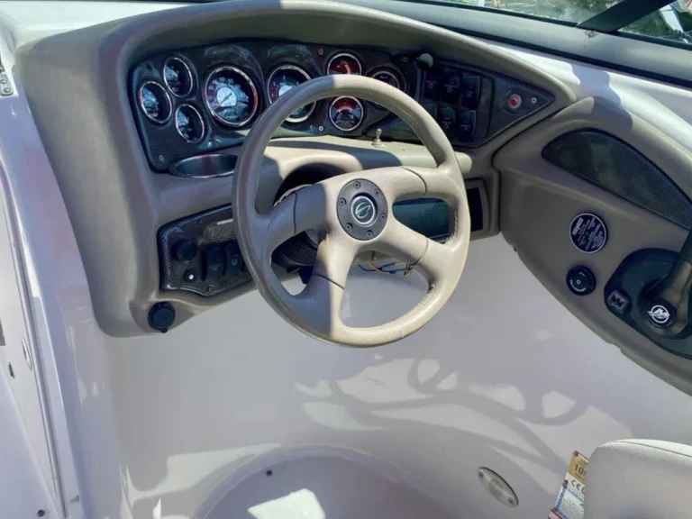 Alquiler Empuriabrava - Crownline Crownline 270 BR en SamBoat