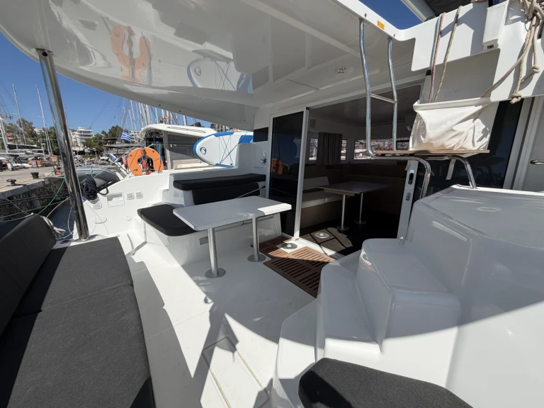 Alquiler Catamarán en Álimos - Lagoon Lagoon 38 - 3 + 2 cab.