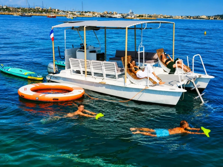 Alquiler de embarcaciones Caparros Catabarge enGolfe-Juan en Samboat