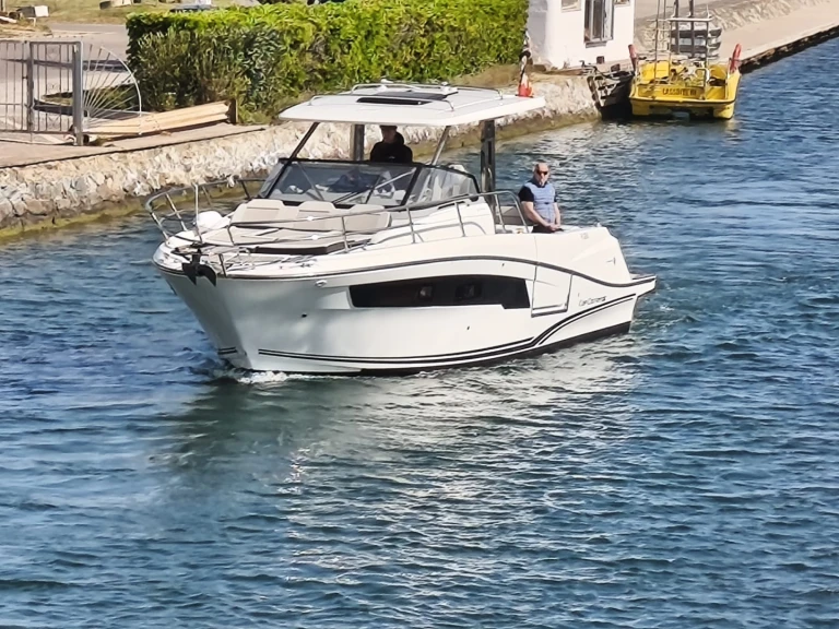 Alquiler de embarcaciones Jeanneau Cap Camarat 10.5 WA enEmpuriabrava en Samboat
