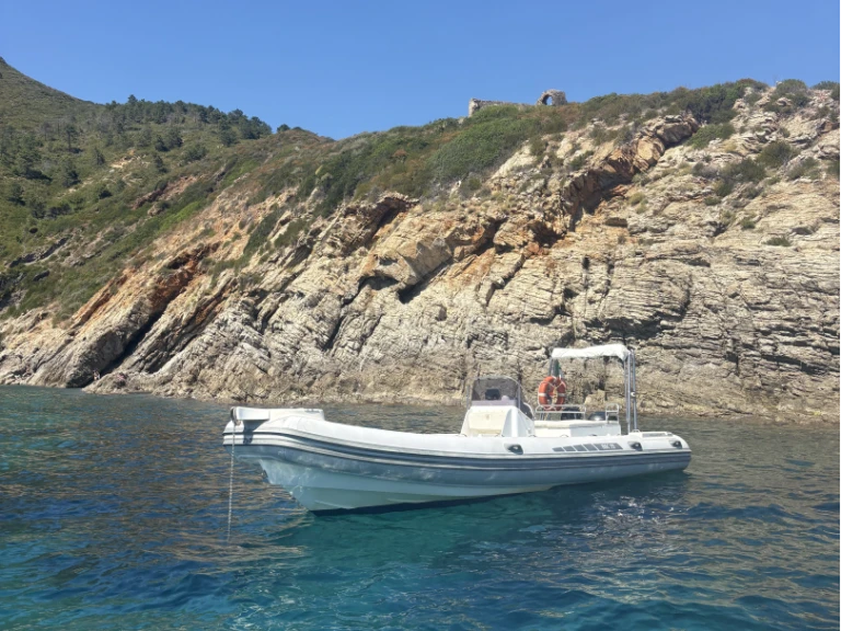 Alquiler de Bsc BSC 75 en Castiglione della Pescaia
